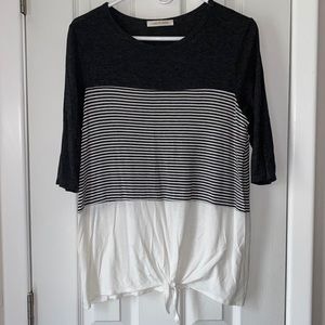 3/4 length sleeve Stripe Top front knot